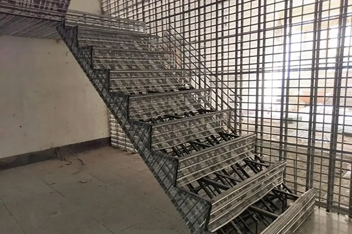 惟盛室內裝修工程行-台中室內設計-台中室內裝修-霧峰室內設計-霧峰室內裝修_portfolio_鋼網牆樓梯_04